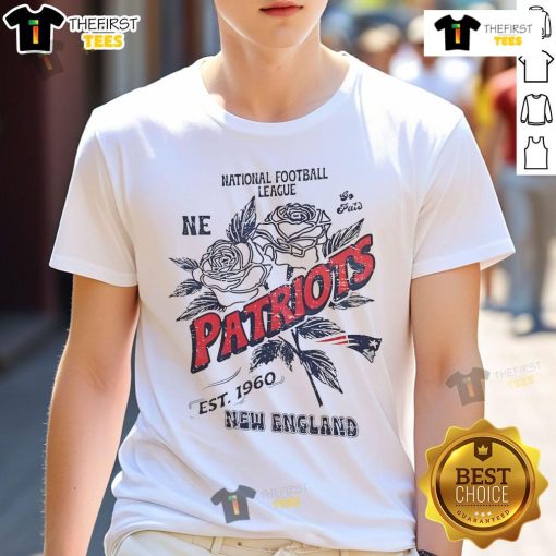 Official New England Patriots T-Shirt featuring the NFL logo and established 1960 design for fans and collectors.