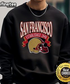 Vintage San Francisco Football sweatshirt established 1946, featuring classic design and comfortable fit for fans.