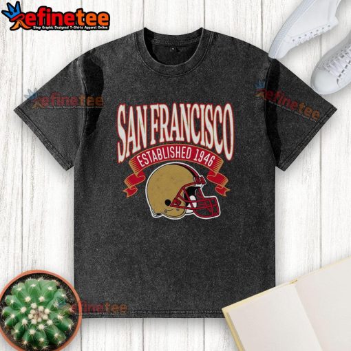 Vintage San Francisco football t-shirt established 1946, featuring a washed design for a classic, casual look.