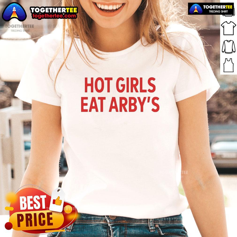Official Sophie Cunningham Wearing Hot Girls Eat Arby'S Ladies Tee Sophie Cunningham proudly sporting a Hot Girls Eat Arby's ladies tee, showcasing her stylish and fun fashion choice.
