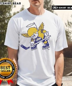 Official St. Paul Fighting Saints 1992-93 Hockey T-Shirt featuring vintage design and team logo for collectors.