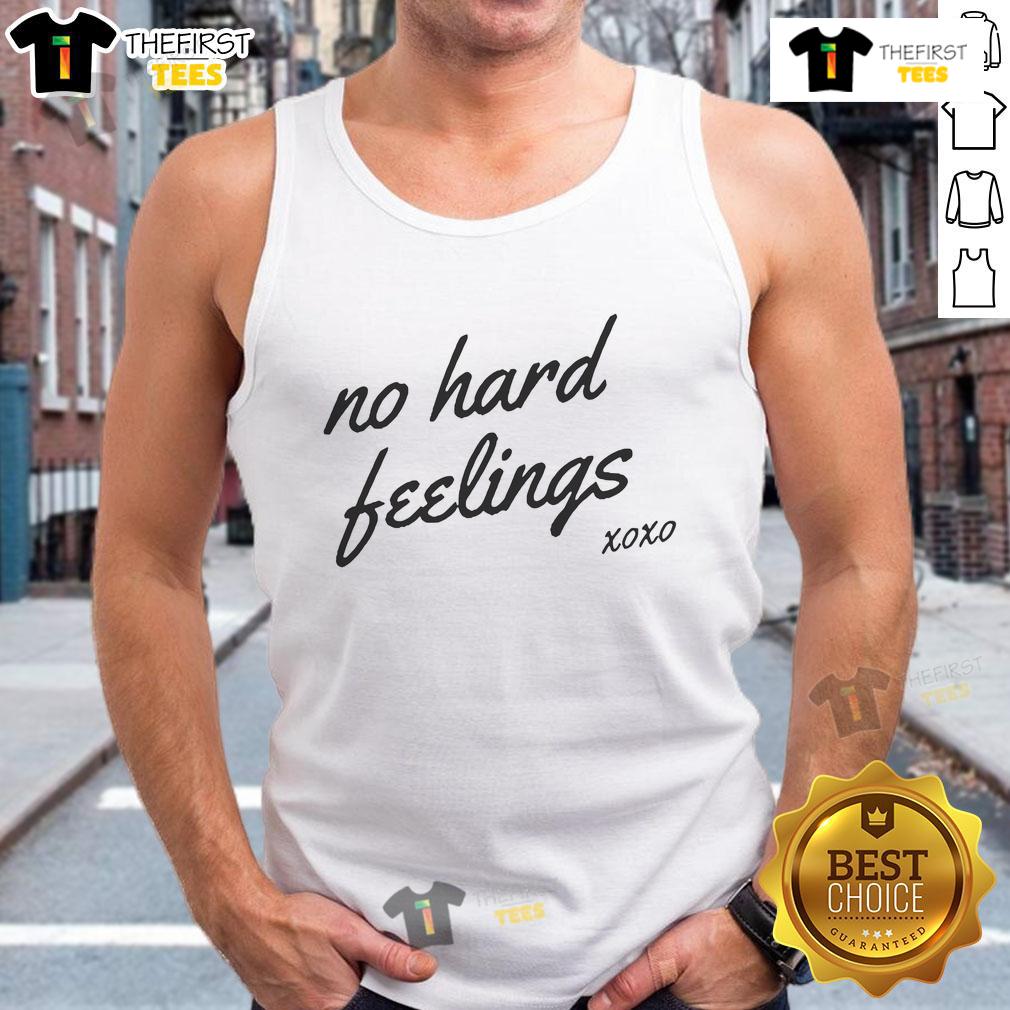 Official The Beaches No Hard Feelings Xoxo Tank Top Alt Text: Official The Beaches No Hard Feelings XOXO Tank Top featuring a stylish design perfect for summer outfits.