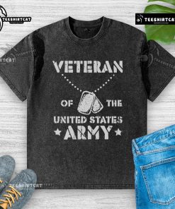Official Veteran of the United States Army washed t-shirt featuring a patriotic design and comfortable fit.