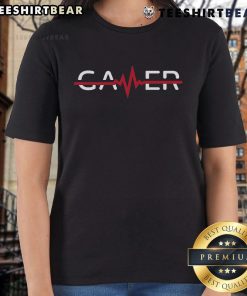 Original Game Gamer Heartbeat Gaming Ladies Tee showcasing a stylish design for female gaming enthusiasts.