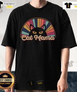 Pretty Cat Mama vintage t-shirt featuring a stylish cat design, perfect for cat lovers and vintage fashion enthusiasts.