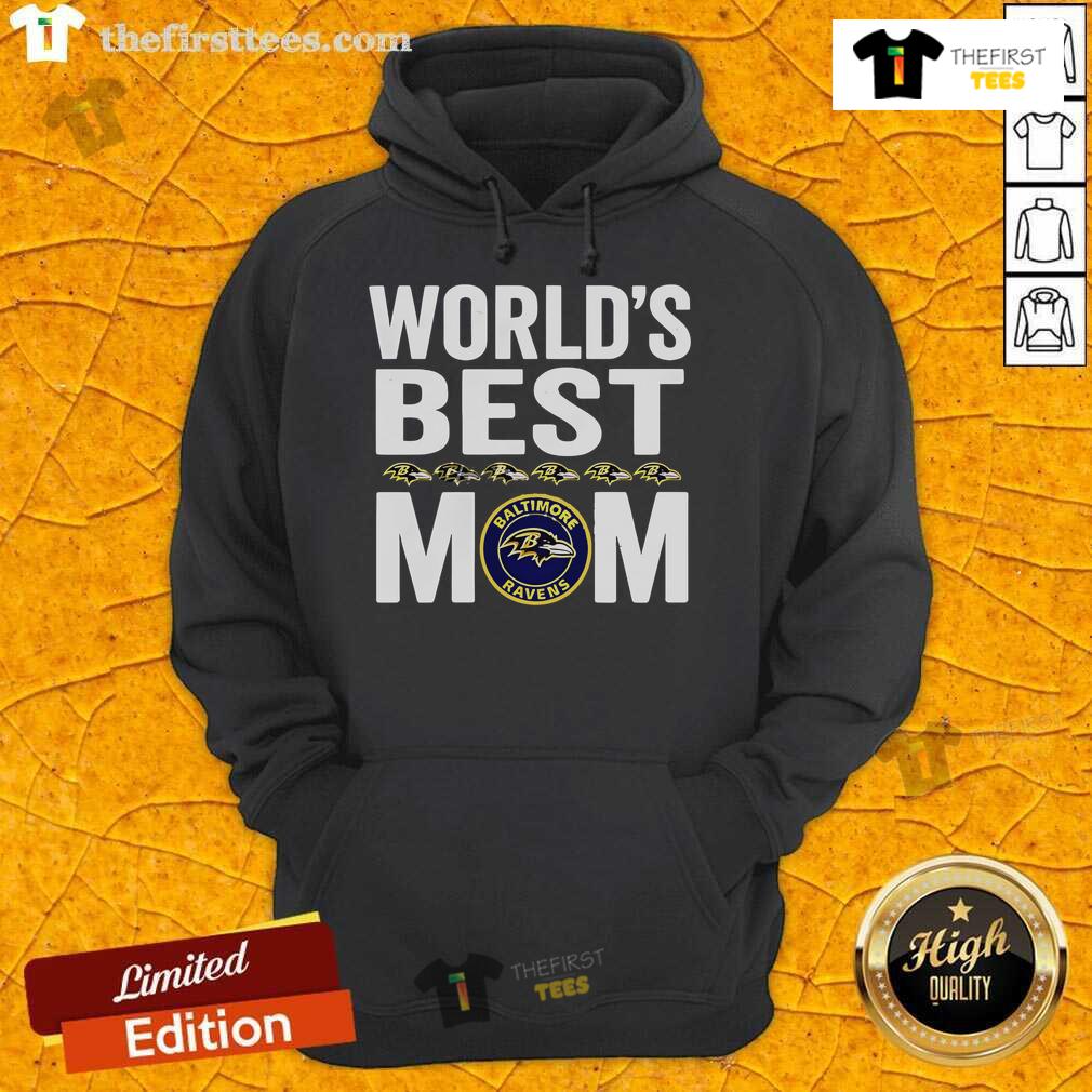 Top Baltimore Ravens Worlds Best Mom Hoodie Alt Text: Cozy 'Top Baltimore Ravens World's Best Mom Hoodie' in team colors, perfect for proud Ravens fans and moms.