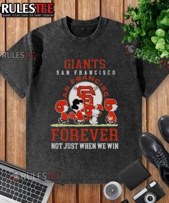 Awesome Peanuts Charlie Brown Snoopy San Francisco Giants baseball t-shirt, perfect for fans year-round, not just when we win.