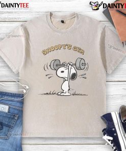 Awesome Snoopy's Gym Washed T-Shirt featuring a vintage Snoopy design, perfect for casual wear and gym enthusiasts.