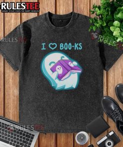 Cute ghost graphic on 'I Heart Boo-ks' washed t-shirt, perfect for Halloween and book lovers.