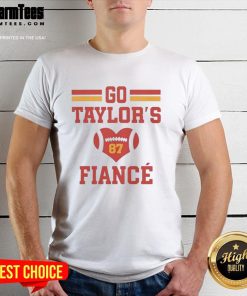 Alt Text: Good Go Taylor's Fianc Kelce Football Heart Number 87 T-Shirt featuring a stylish design celebrating football fandom.