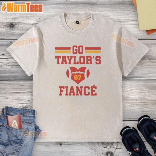 Good Go Taylor's fianc Kelce football heart number 87 washed t-shirt showcasing team spirit and style.
