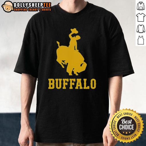 Hot Wyoming Buffalo T-Shirt featuring a vibrant buffalo graphic, perfect for wildlife lovers and outdoor enthusiasts.