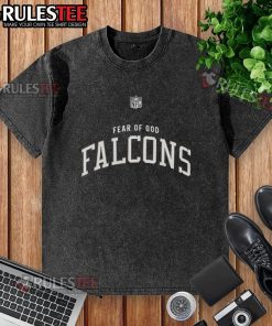 Alt Text: Nice Fear of God Atlanta Falcons washed t-shirt featuring bold logo, perfect for fans and casual wear.