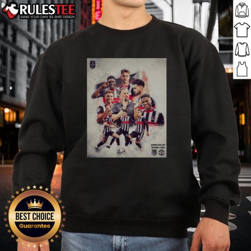 Nice Grimsby Town soccer player sweatshirt featuring team colors and logo, perfect for fans and players alike.