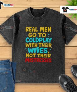 Alt Text: Nice real men go to Coldplay concert wearing a stylish washed t-shirt with their wives, showcasing fun couple moments.