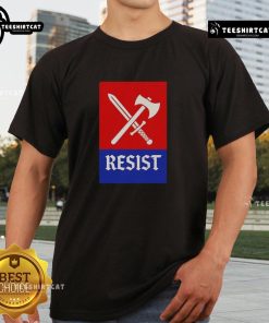 Nice Resist Mayah Sommers Young Queen Of Scots T-Shirt featuring a stylish design celebrating Scottish heritage.