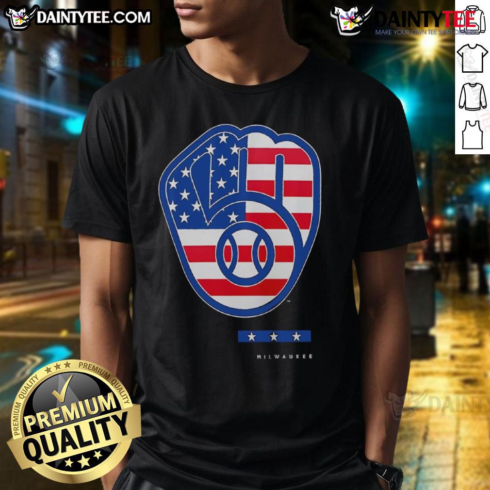 Official Anthracite Milwaukee Brewers Americana Logo T Shirt Alt Text: Official Anthracite Milwaukee Brewers Americana Logo T-Shirt featuring a vintage design and team colors. Perfect for fans!