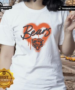 Official Chicago Bears Football Spray Heart Ladies Tee in navy with stylish heart design, perfect for fans and casual wear.