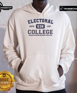 Official Electoral College 538 Hoodie Estd 1787, celebrating Wyoming's relevance since 1890 with a stylish design.