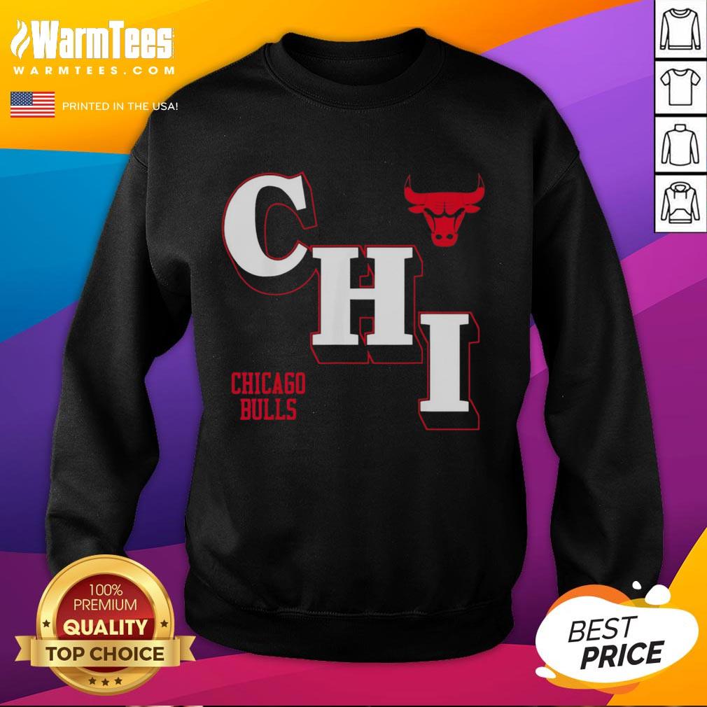 Official Nba Chicago Bulls Angled Logo Sweatshirt Alt Text: Official NBA Chicago Bulls angled logo sweatshirt featuring vibrant team colors and stylish design for fans.