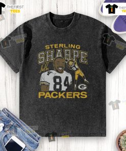 Official Packers Sterling Sharpe Signature Washed T-Shirt featuring vintage design and team colors for fans.
