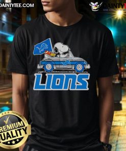 Alt Text: Official Snoopy and Woodstock driving car Detroit Lions T-Shirt, featuring iconic characters in team colors.