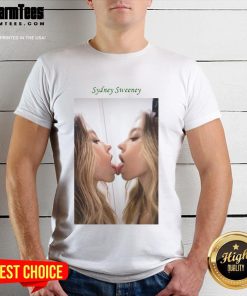 Official Sydney Sweeney Kissing Mirror T-Shirt featuring a vibrant print of Sydney Sweeney with a playful mirror kiss design.