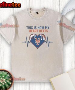 New York Mets washed t-shirt featuring 'This Is How My Heart Beats' design, perfect for fans and casual wear.