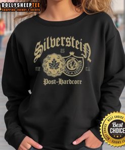 Original Silverstein post-hardcore sweatshirt featuring bold graphics and a comfortable fit for music fans.