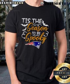 Original Tis The Season To Be Spooky New England Patriots T-Shirt featuring festive Halloween design and team logo.
