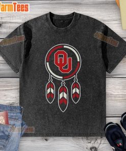 Alt Text: Premium 2025 Native American X Oklahoma Sooners football washed t-shirt featuring a unique design and vibrant colors.