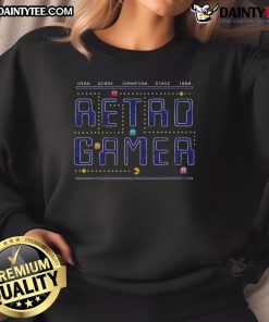 Premium Pacman Retro Gamer Level Sweatshirt featuring vibrant graphics and classic 80s arcade style, perfect for gaming enthusiasts.