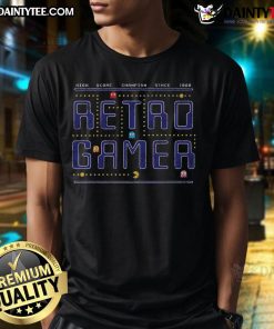 Premium Pacman Retro Gamer Level T-Shirt featuring classic arcade design in vibrant colors for gaming enthusiasts.
