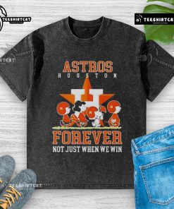 Premium peanuts Charlie Brown Snoopy Houston Astros baseball t-shirt, showcasing a fun design for fans and casual wear.