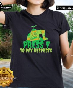 Zombie gamer meme Halloween ladies tee featuring a stylish design perfect for gamers celebrating spooky season.