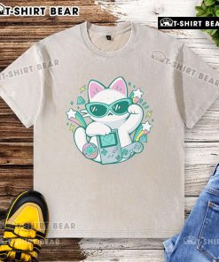 Pretty 90s cute cat washed t-shirt featuring a colorful feline graphic, perfect for vintage fashion lovers.