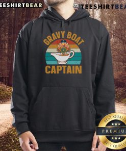 Vintage sunset hoodie featuring a pretty gravy boat, perfect for Thanksgiving celebrations and cozy fall gatherings.