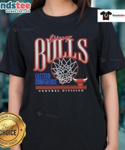 Stylish Top Chicago Bulls NBA infilled black Coolera tee for ladies, perfect for fans of the Eastern Conference.