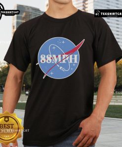 Top NASA 88MPH T-Shirt featuring a bold graphic design, perfect for space enthusiasts and fans of sci-fi culture.
