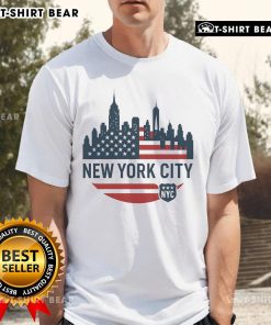 Top New York City Travel Souvenir Flag Series T-Shirt featuring iconic NYC skyline and vibrant colors.