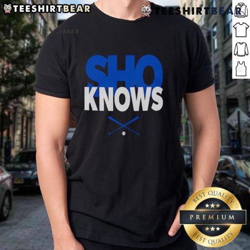 Top Shohei Ohtani Sho Knows Los Angeles Dodgers T-Shirt featuring vibrant graphics and team colors for fans.