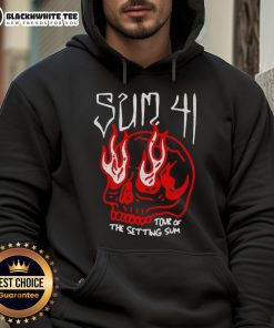 Top-Sum-41-Tour-Of-The-Setting-Sum-Skull-Hoodie featuring a stylish skull design for fans of Sum 41's tour merchandise.