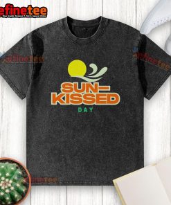 Top sun-kissed day washed t-shirt in vibrant colors, perfect for casual summer wear and outdoor adventures.