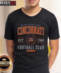 Awesome Cincinnati Bengals Football Club T-Shirt featuring bold team logo and vibrant colors, perfect for fans.