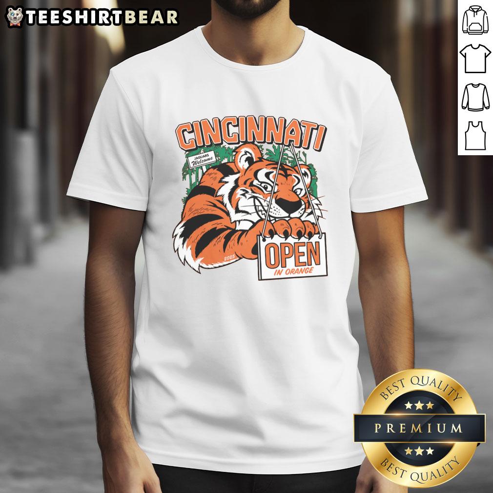 Awesome Cincinnati Open In Orange 2025 T Shirt Awesome Cincinnati Open In Orange 2025 T-Shirt featuring vibrant design and comfortable fit for tennis fans.