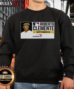 Awesome Francisco Lindor 2025 Roberto Clemente Award sweatshirt showcasing team pride and honor for baseball legends.
