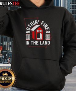 Alt Text: Awesome Georgia Bulldogs 'Nothin Finer In The Land' hoodie showcasing team spirit and stylish design.