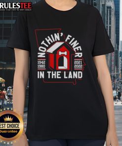 Awesome Georgia Bulldogs Nothin Finer in the Land ladies tee featuring bold team colors and stylish design for fans.