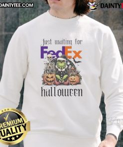 Awesome Grinch Halloween sweatshirt design featuring the Grinch eagerly waiting for FedEx delivery.