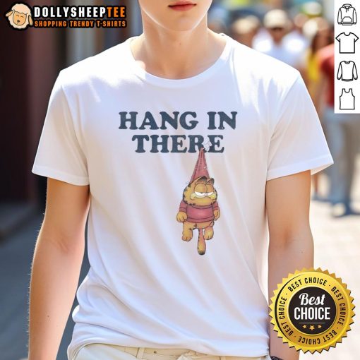 Awesome Hang In There Garfield T-Shirt featuring a playful design of Garfield hanging from a branch.